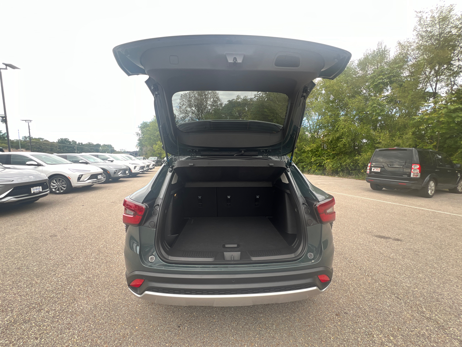 2025 Chevrolet Trax LT 13