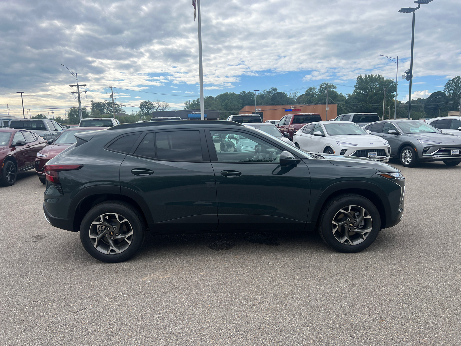 2025 Chevrolet Trax LT 15