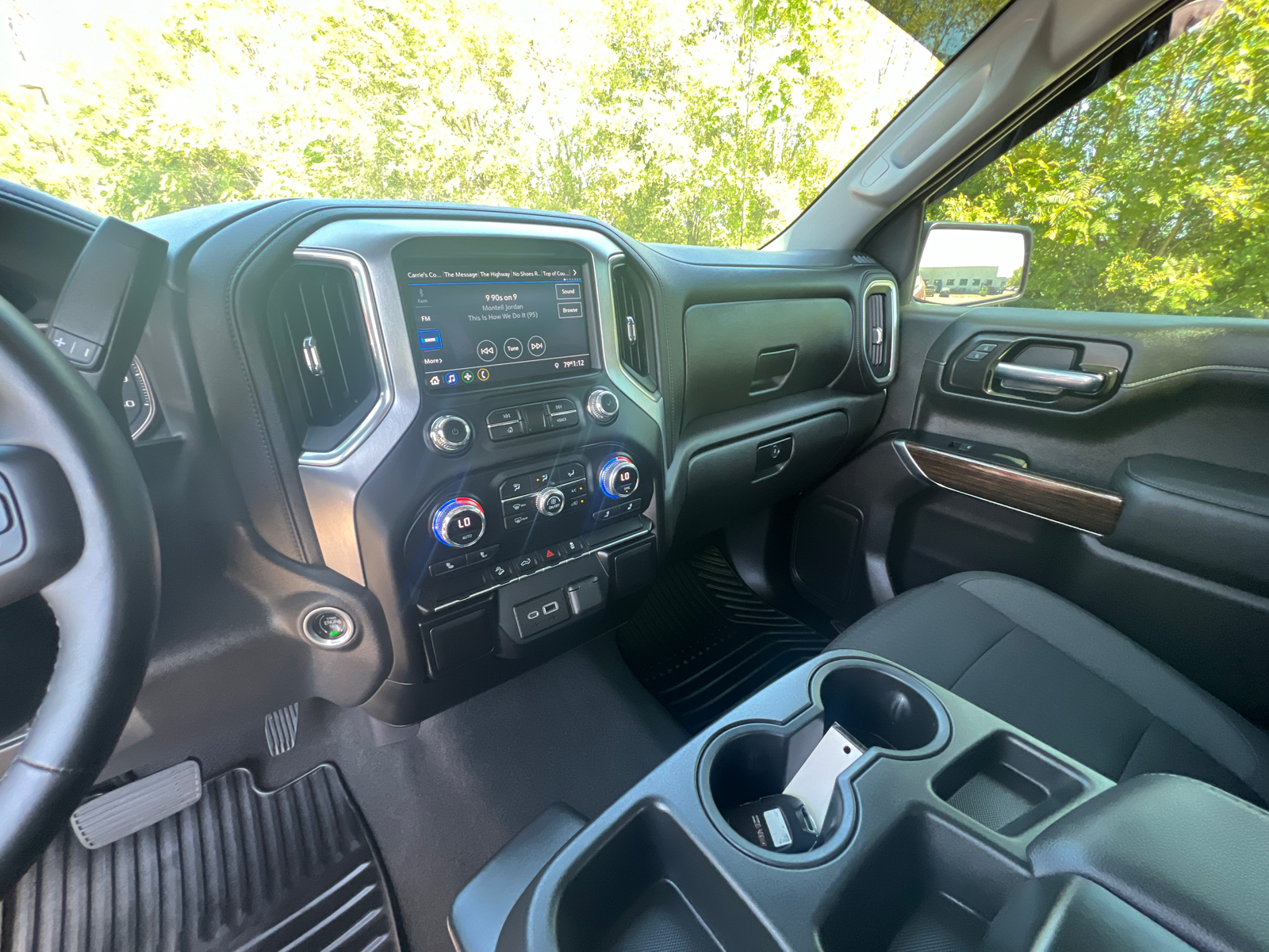 2022 GMC Sierra 1500 Limited Elevation 23