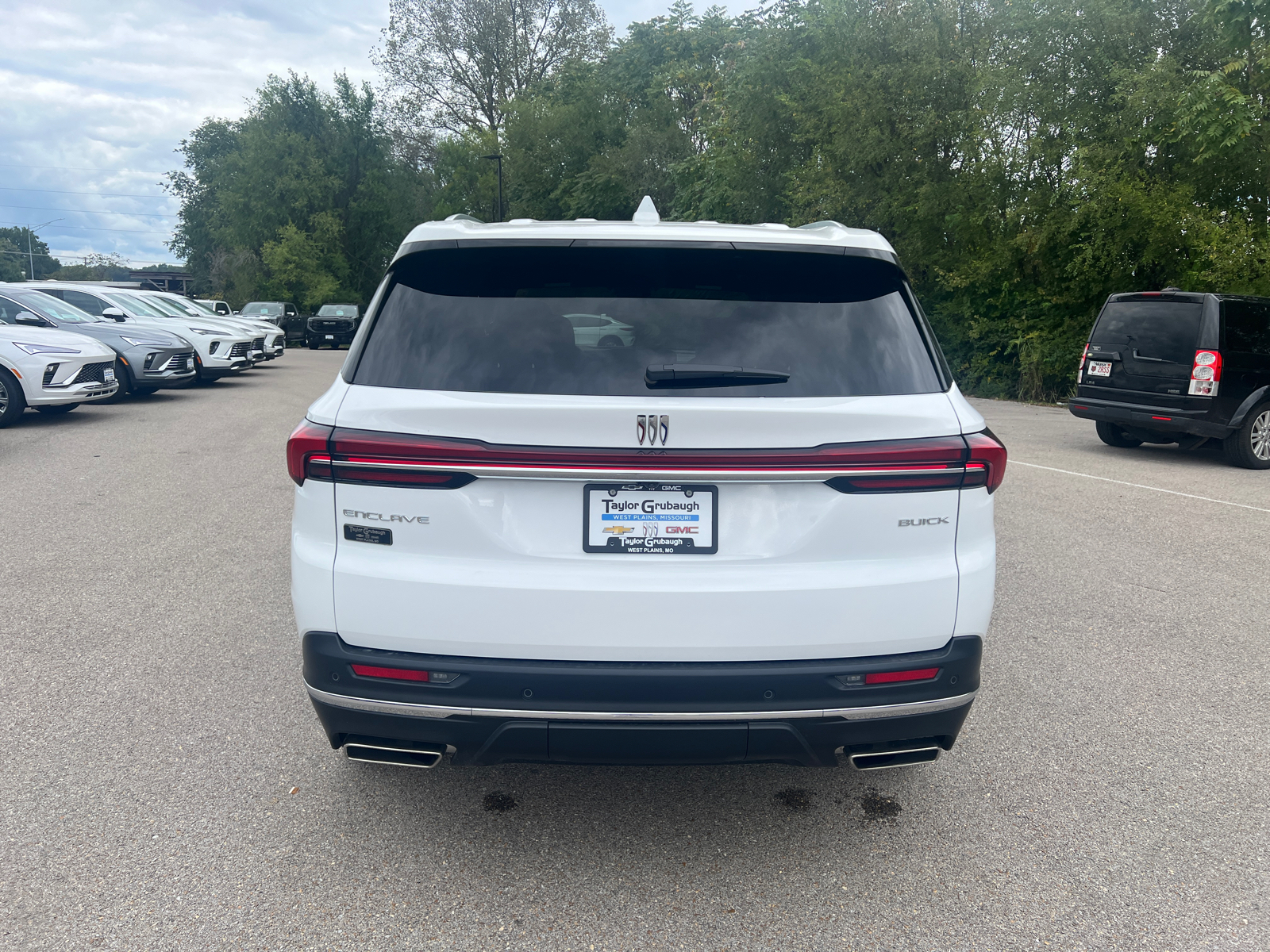 2025 Buick Enclave Preferred 11