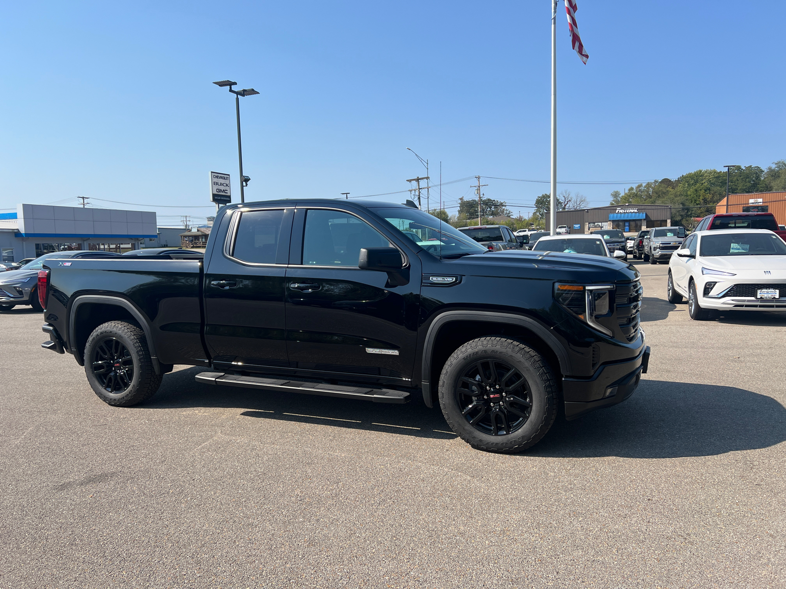 2025 GMC Sierra 1500 Elevation 3