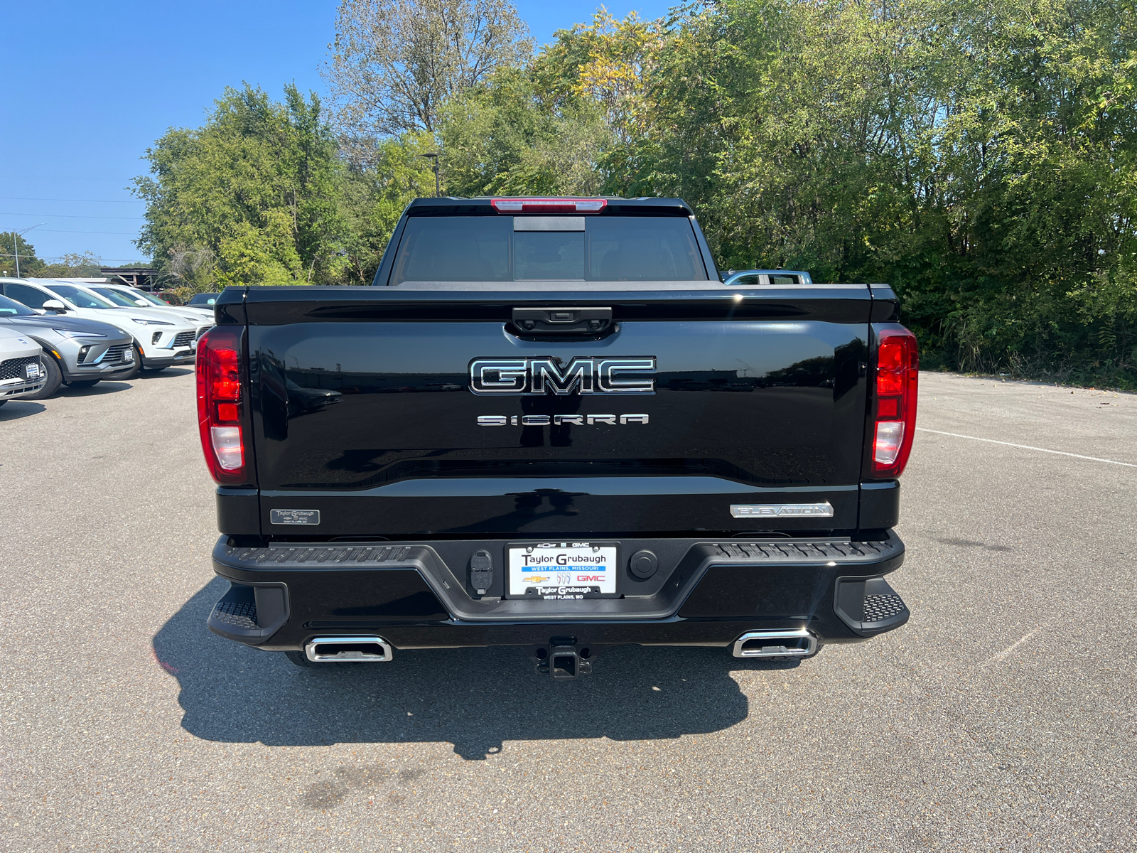 2025 GMC Sierra 1500 Elevation 11