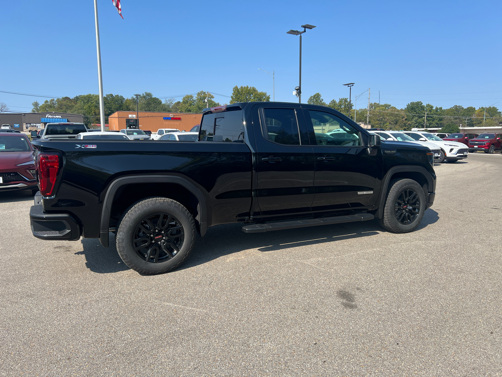 2025 GMC Sierra 1500 Elevation 13