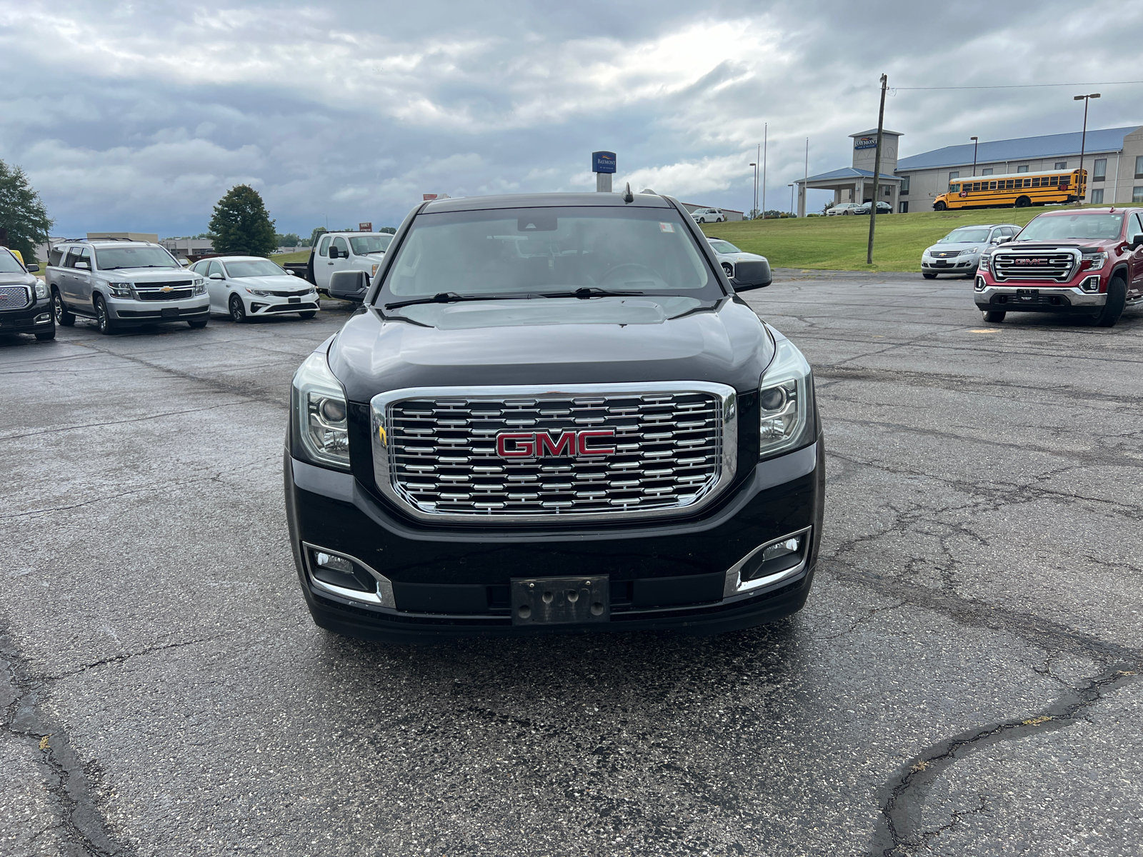 2018 GMC Yukon Denali 3