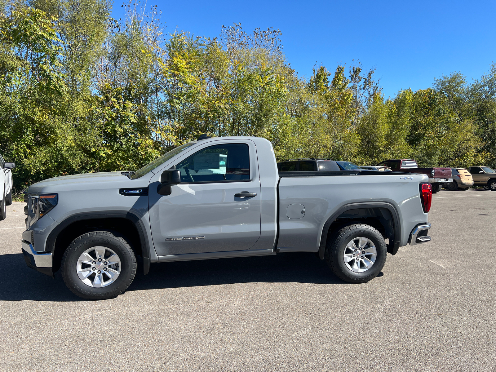 2025 GMC Sierra 1500 Pro 8