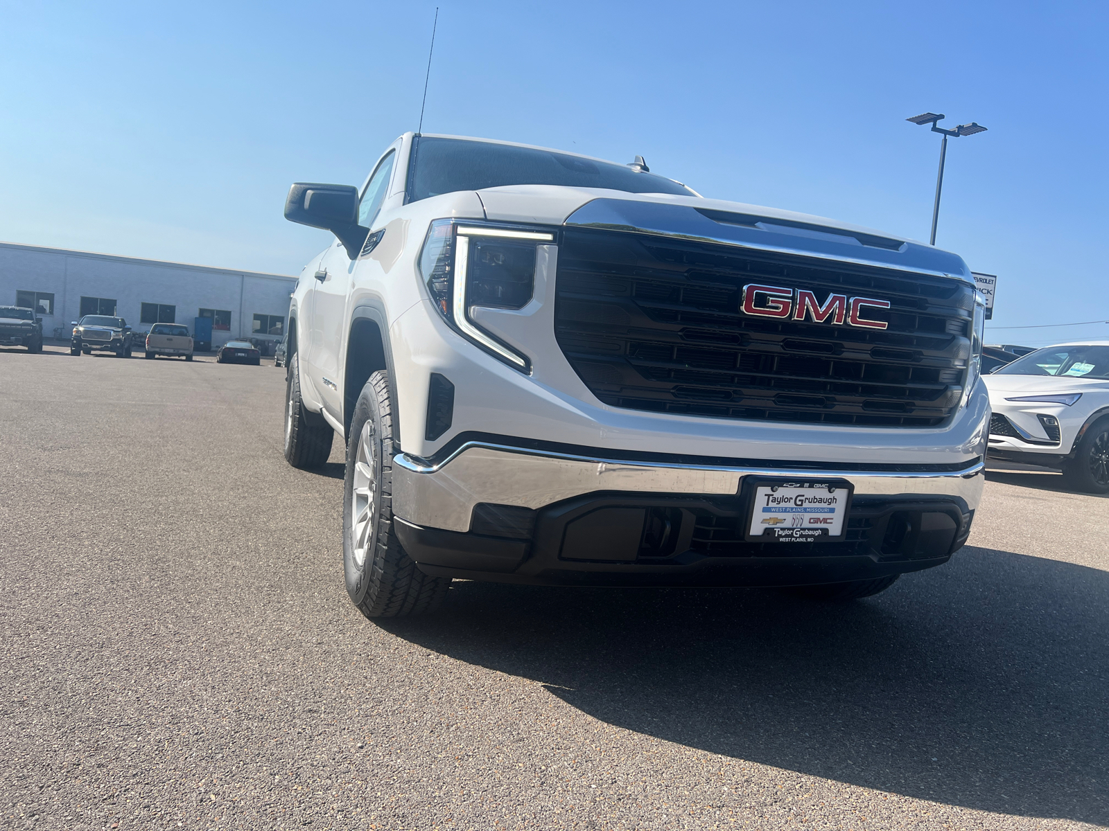 2025 GMC Sierra 1500 Pro 5