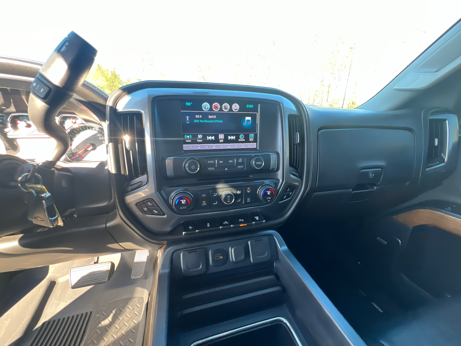 2016 Chevrolet Silverado 3500HD LTZ 24