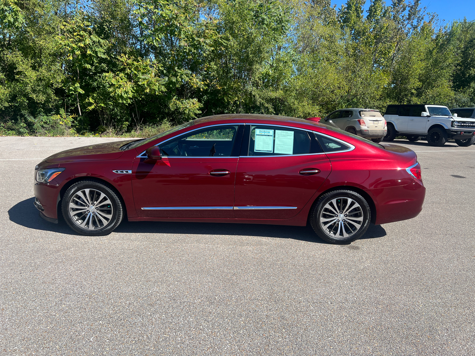 2017 Buick LaCrosse Essence 8