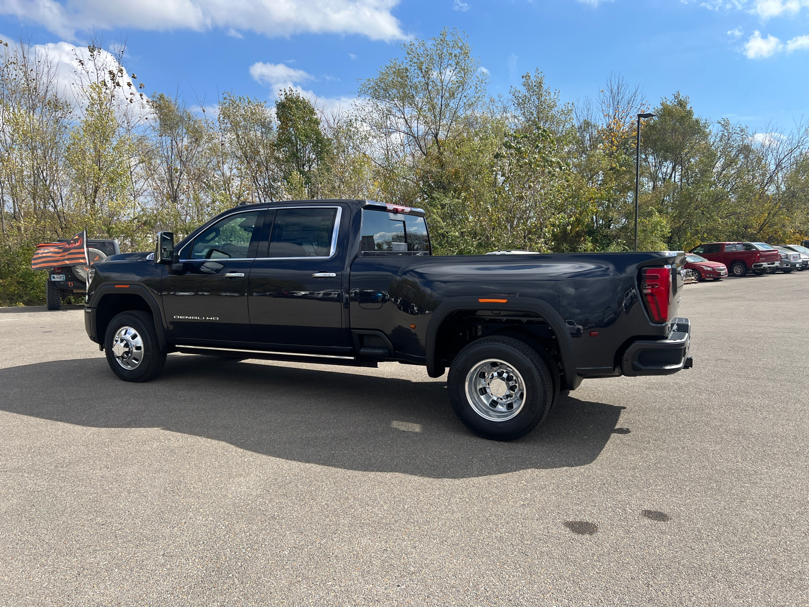 2025 GMC Sierra 3500HD Denali 9