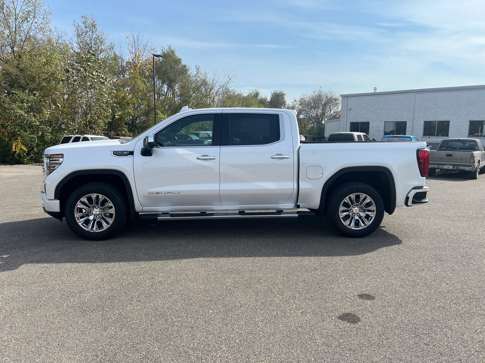 2025 GMC Sierra 1500 Denali 8