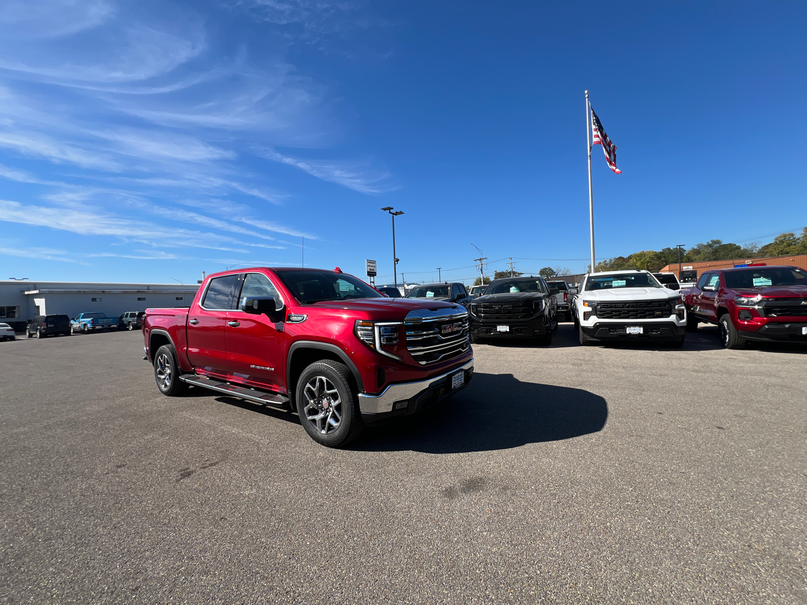 2025 GMC Sierra 1500 SLT 2