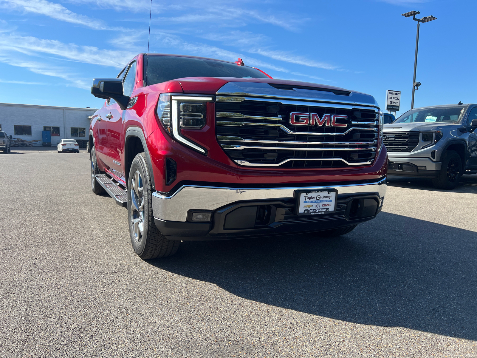 2025 GMC Sierra 1500 SLT 5