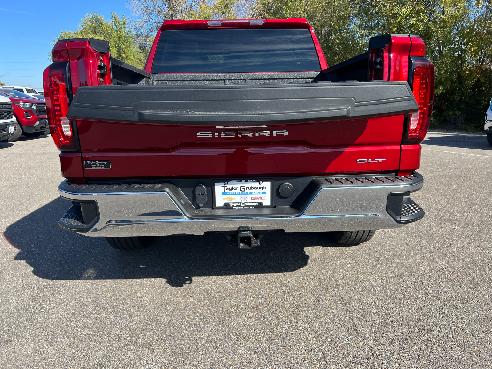 2025 GMC Sierra 1500 SLT 12