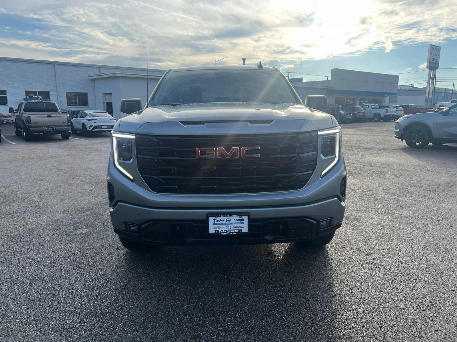 2025 GMC Sierra 1500 Elevation 6