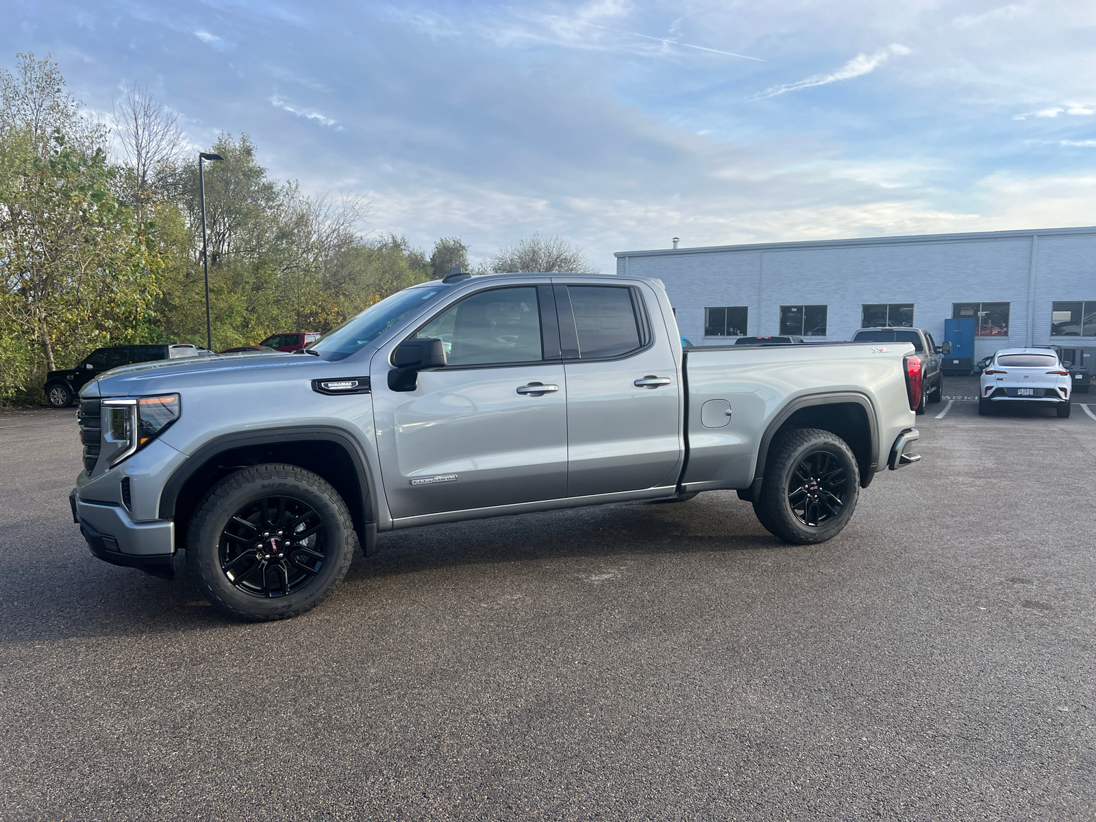 2025 GMC Sierra 1500 Elevation 7