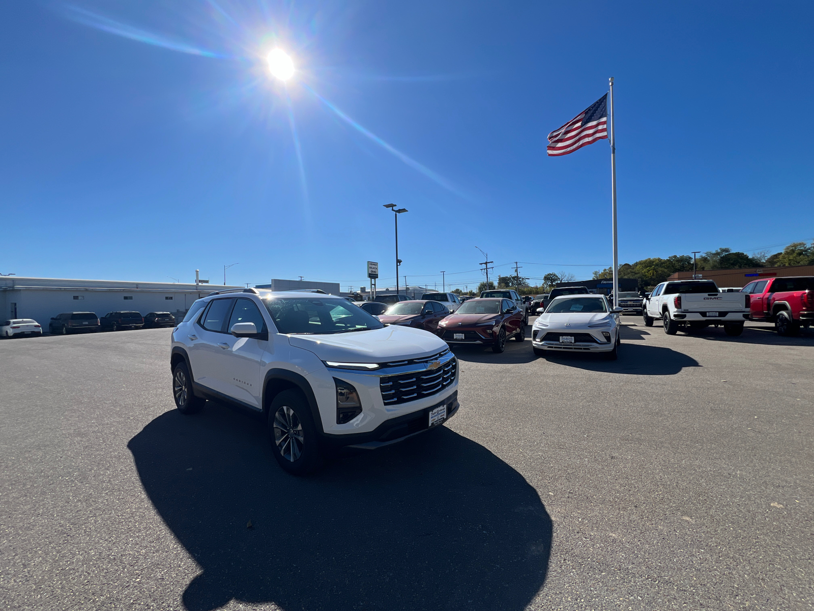 2025 Chevrolet Equinox FWD LT 2