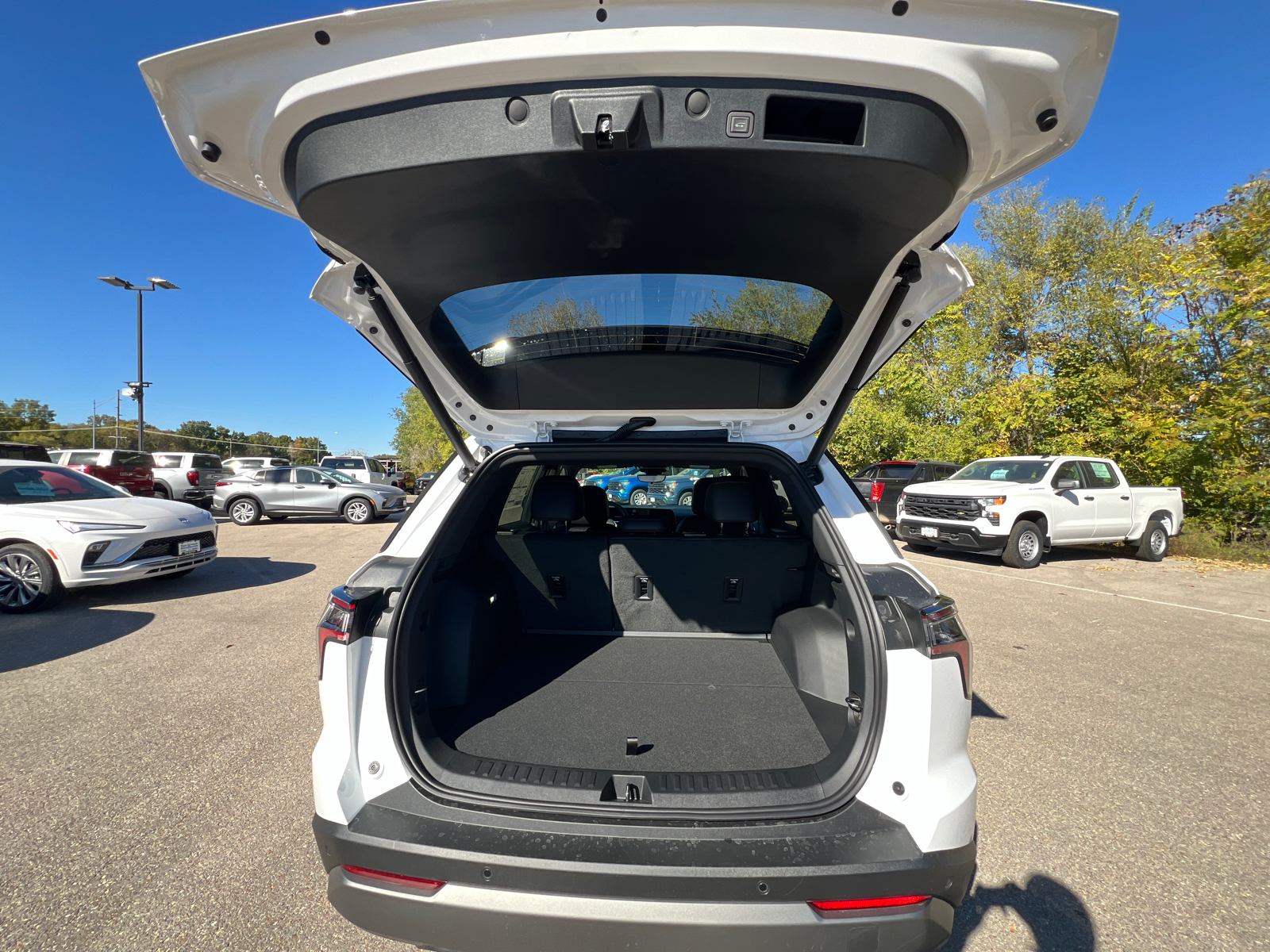 2025 Chevrolet Equinox FWD LT 14