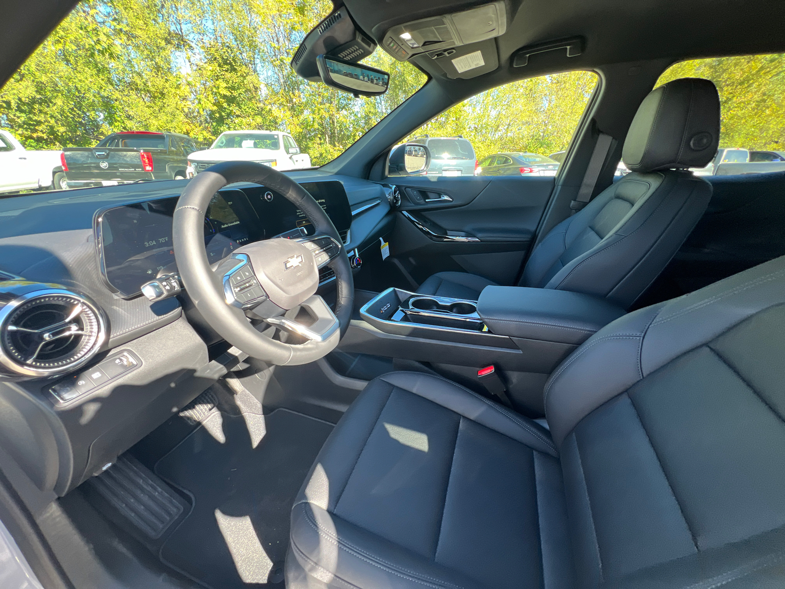 2025 Chevrolet Equinox FWD LT 22