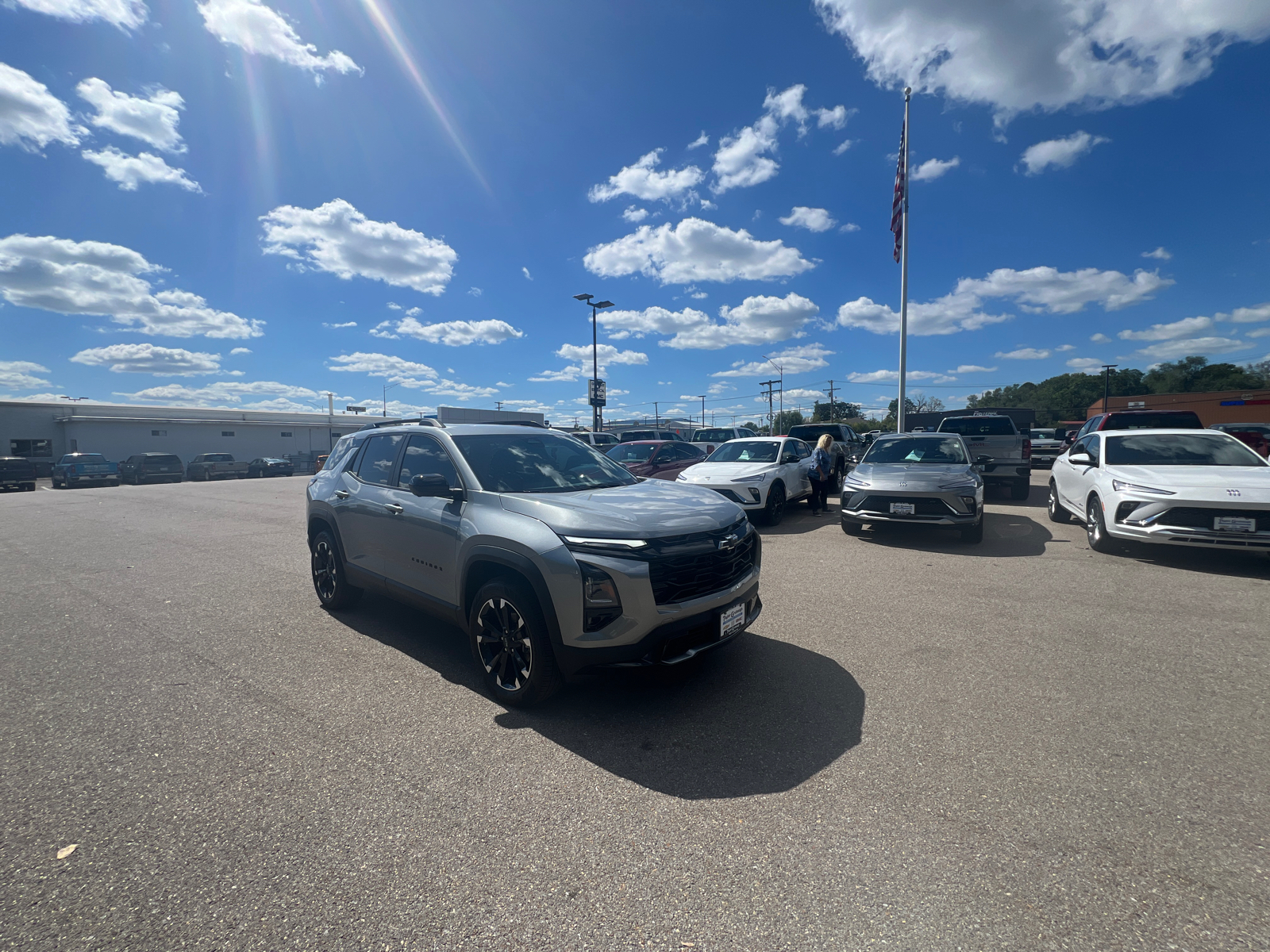 2025 Chevrolet Equinox FWD RS 2