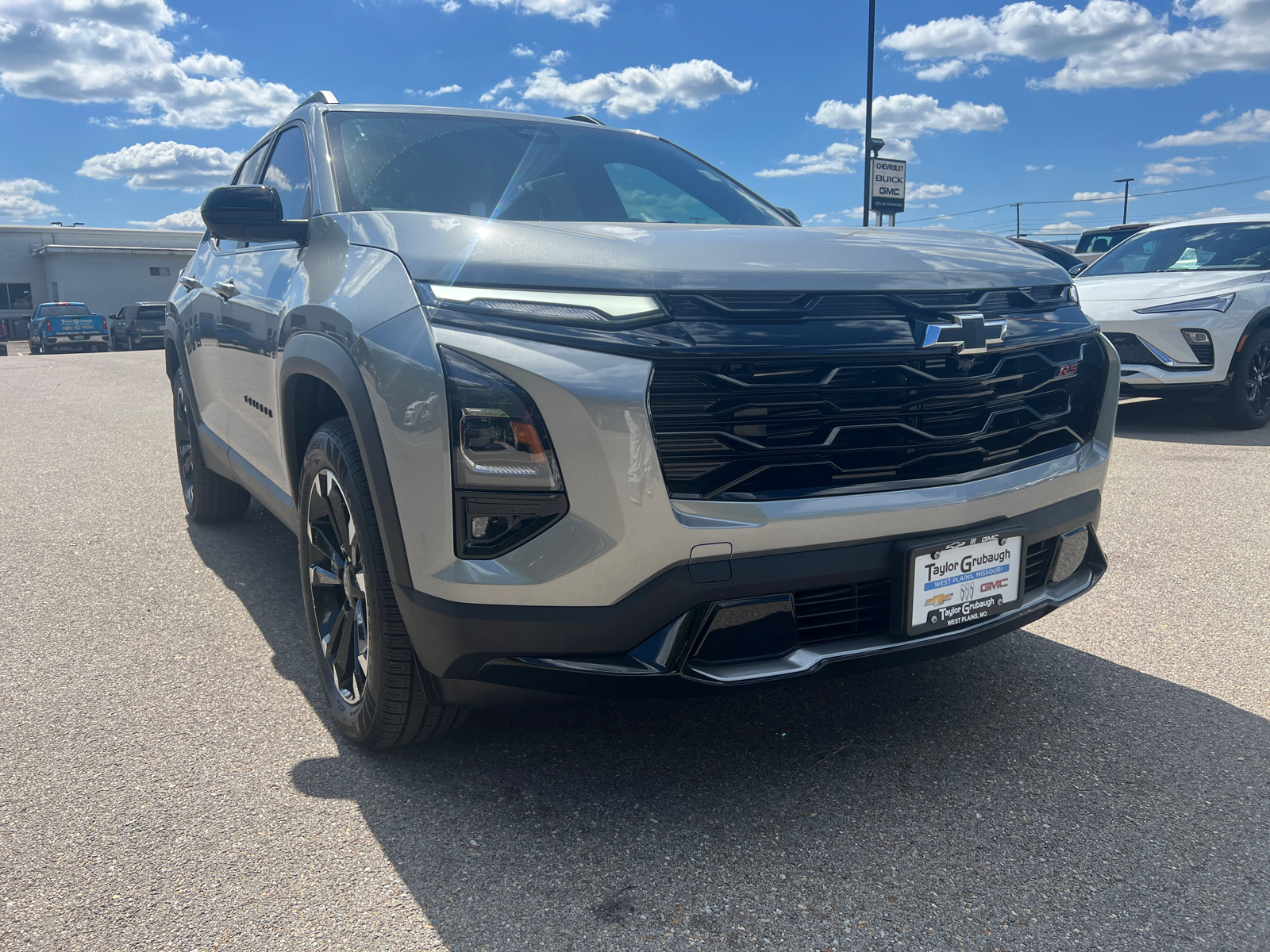 2025 Chevrolet Equinox FWD RS 5