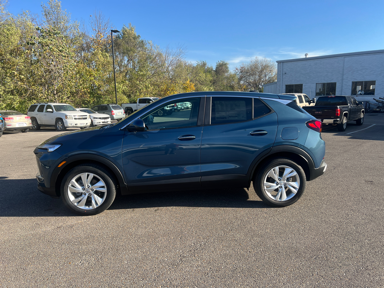 2025 Buick Encore GX Preferred 8