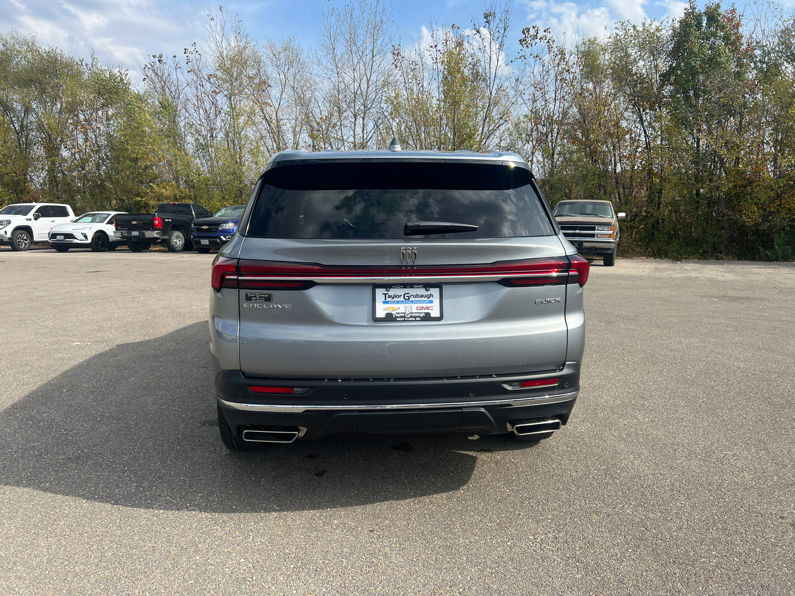 2025 Buick Enclave Preferred 11