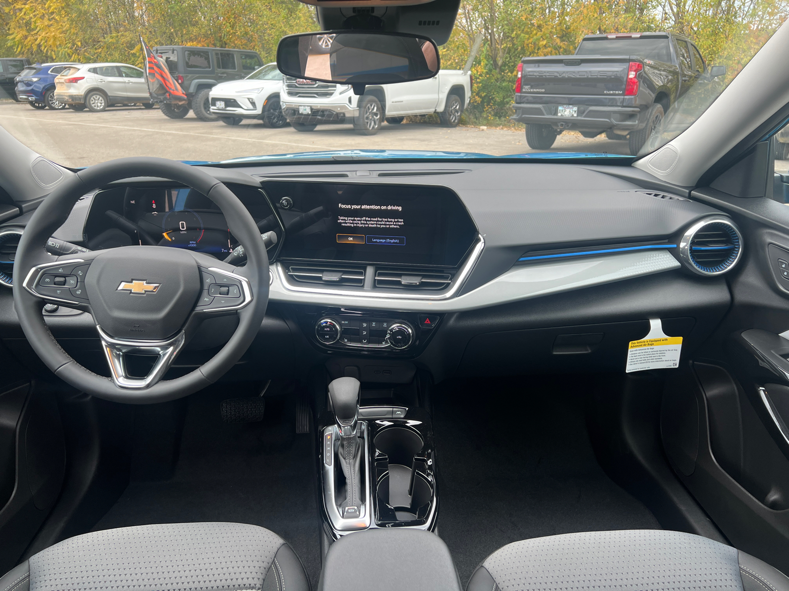 2025 Chevrolet Trax LT 33