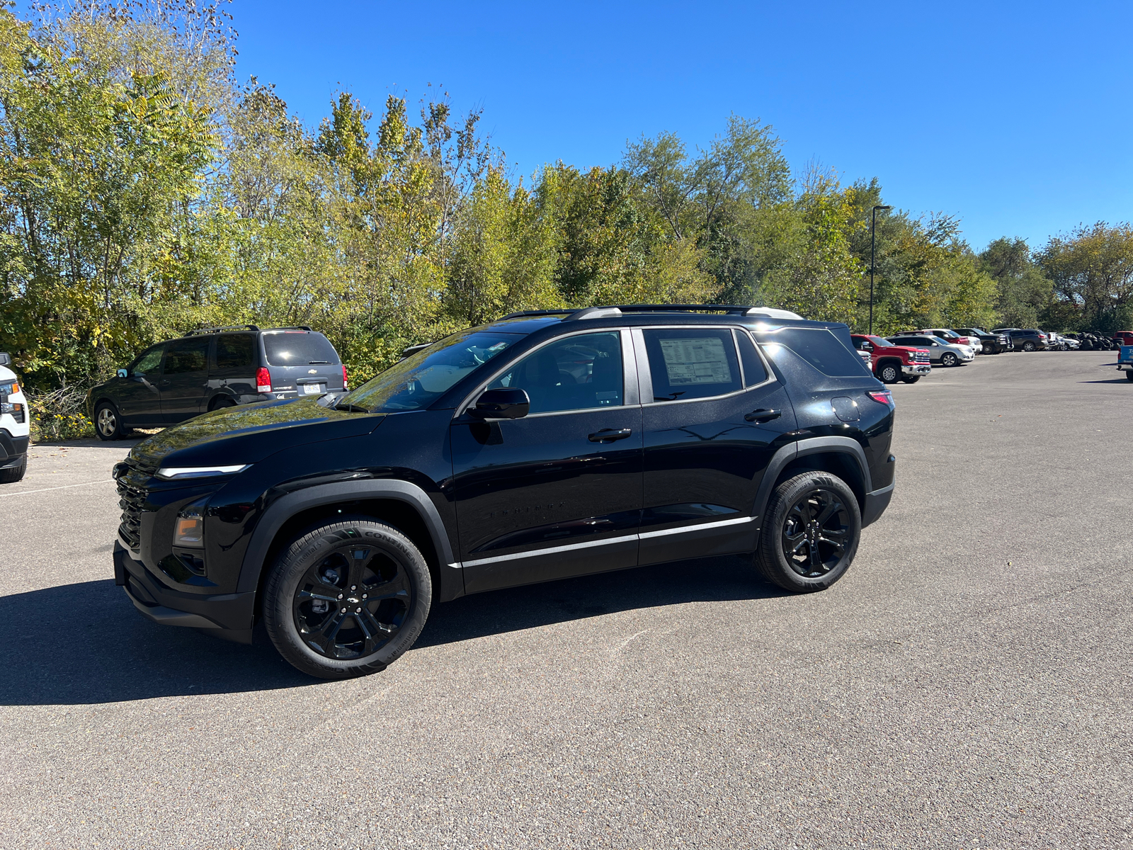 2025 Chevrolet Equinox FWD LT 8