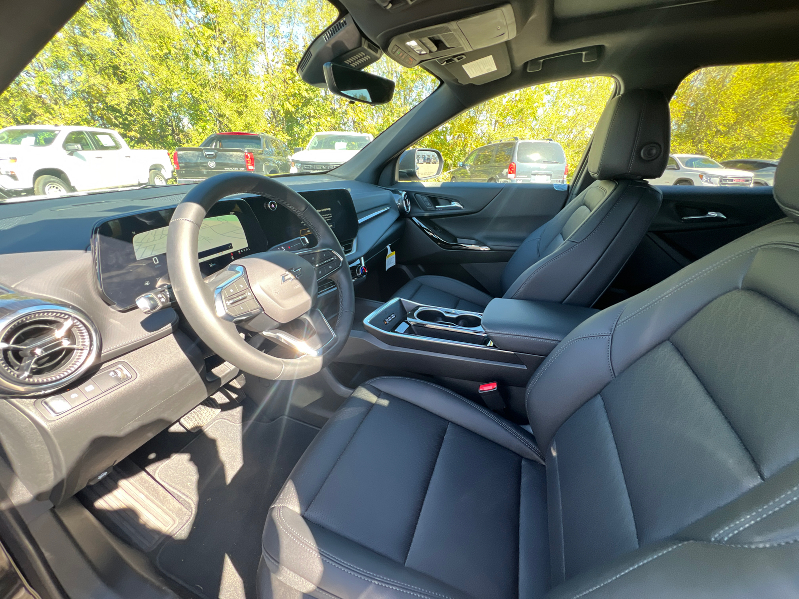 2025 Chevrolet Equinox FWD LT 21