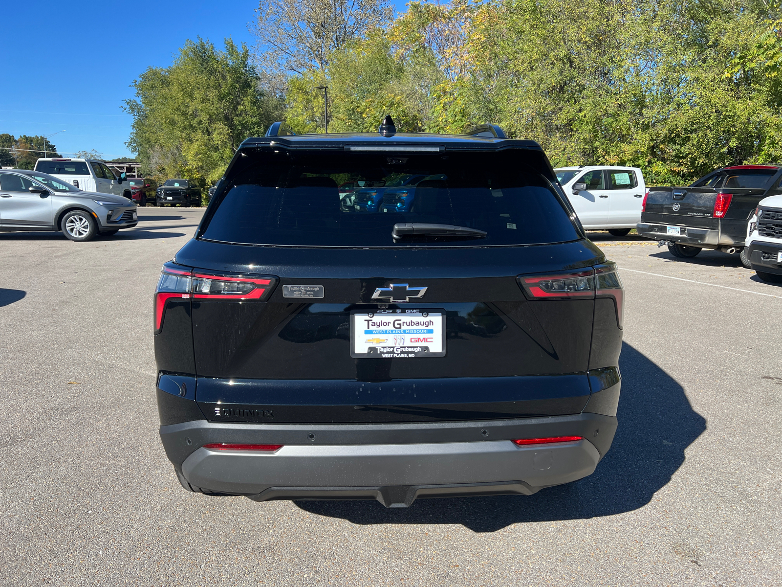 2025 Chevrolet Equinox FWD LT 12