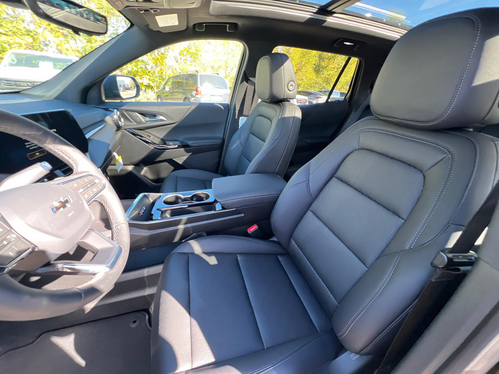 2025 Chevrolet Equinox FWD LT 22