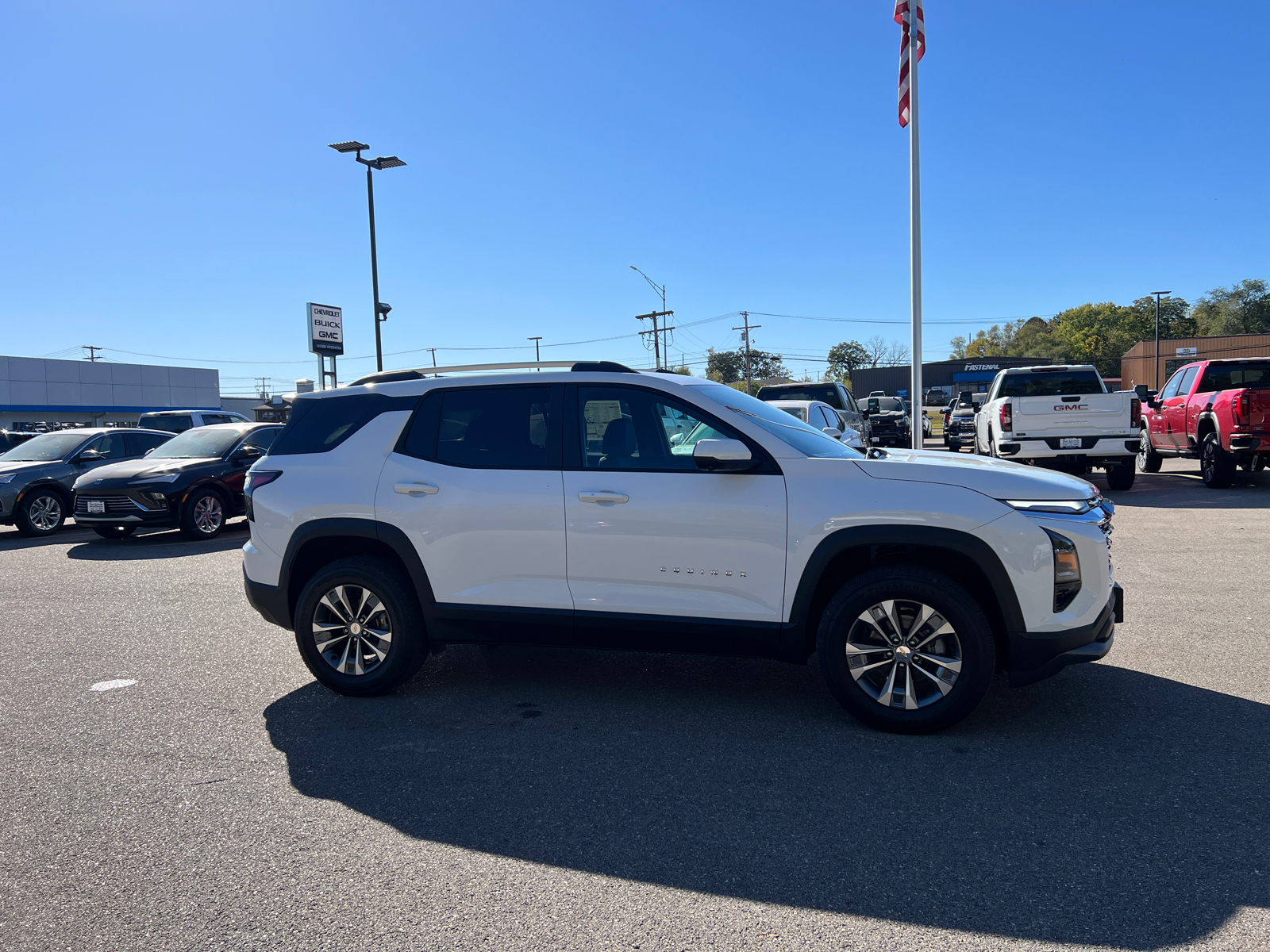 2025 Chevrolet Equinox FWD LT 3