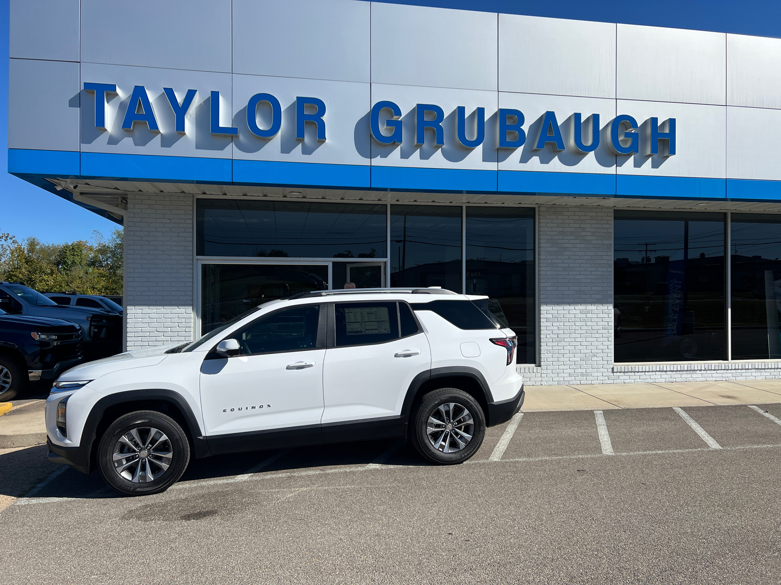 2025 Chevrolet Equinox FWD LT 1