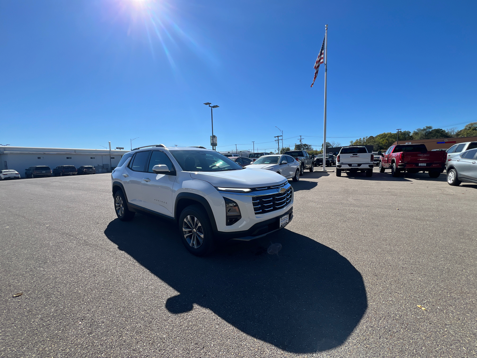 2025 Chevrolet Equinox FWD LT 2