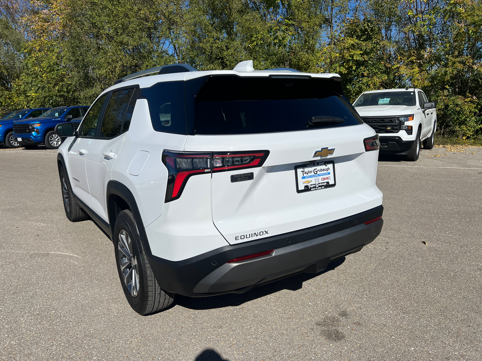 2025 Chevrolet Equinox FWD LT 10