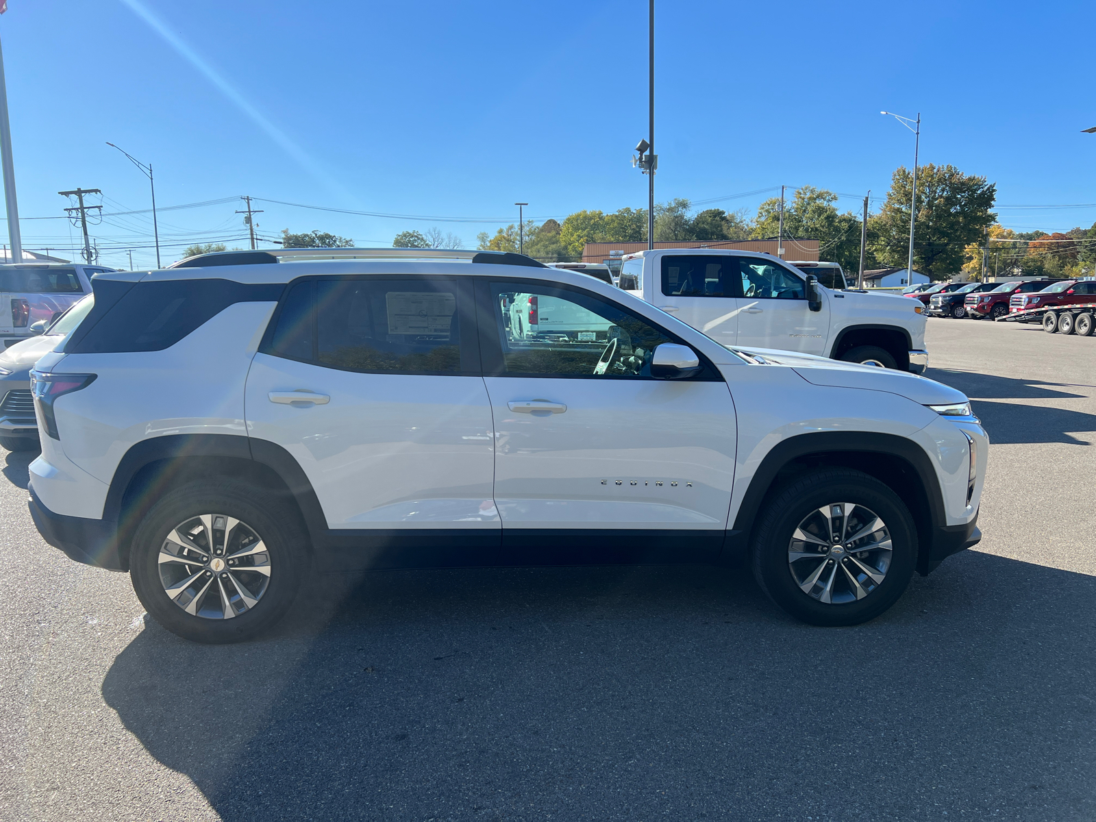 2025 Chevrolet Equinox FWD LT 18