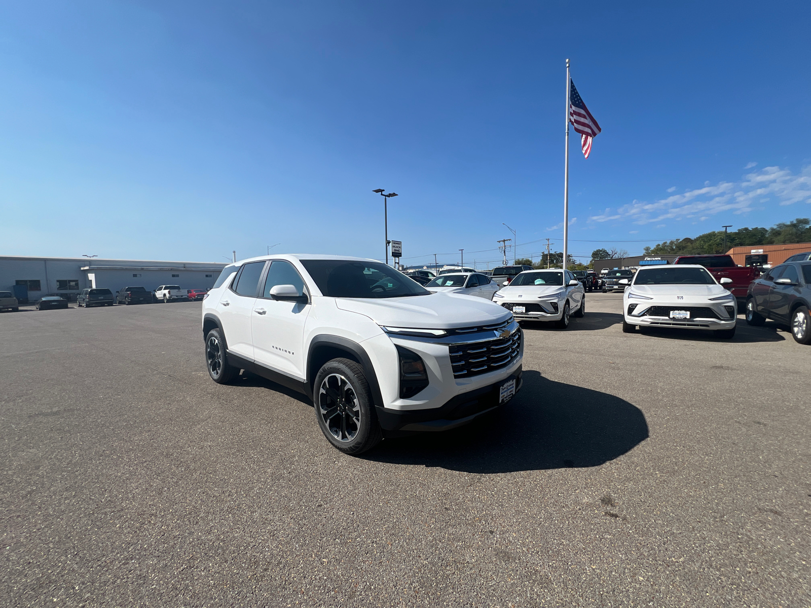 2025 Chevrolet Equinox FWD LT 2