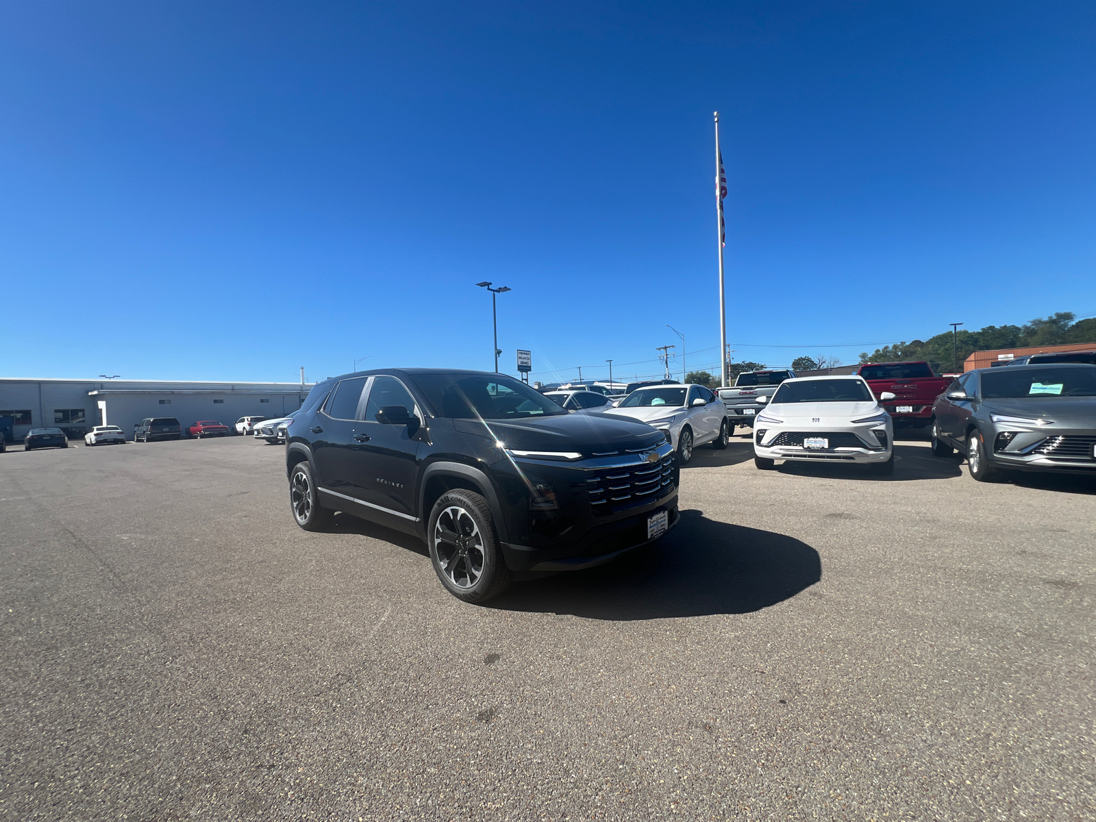 2025 Chevrolet Equinox FWD LT 2