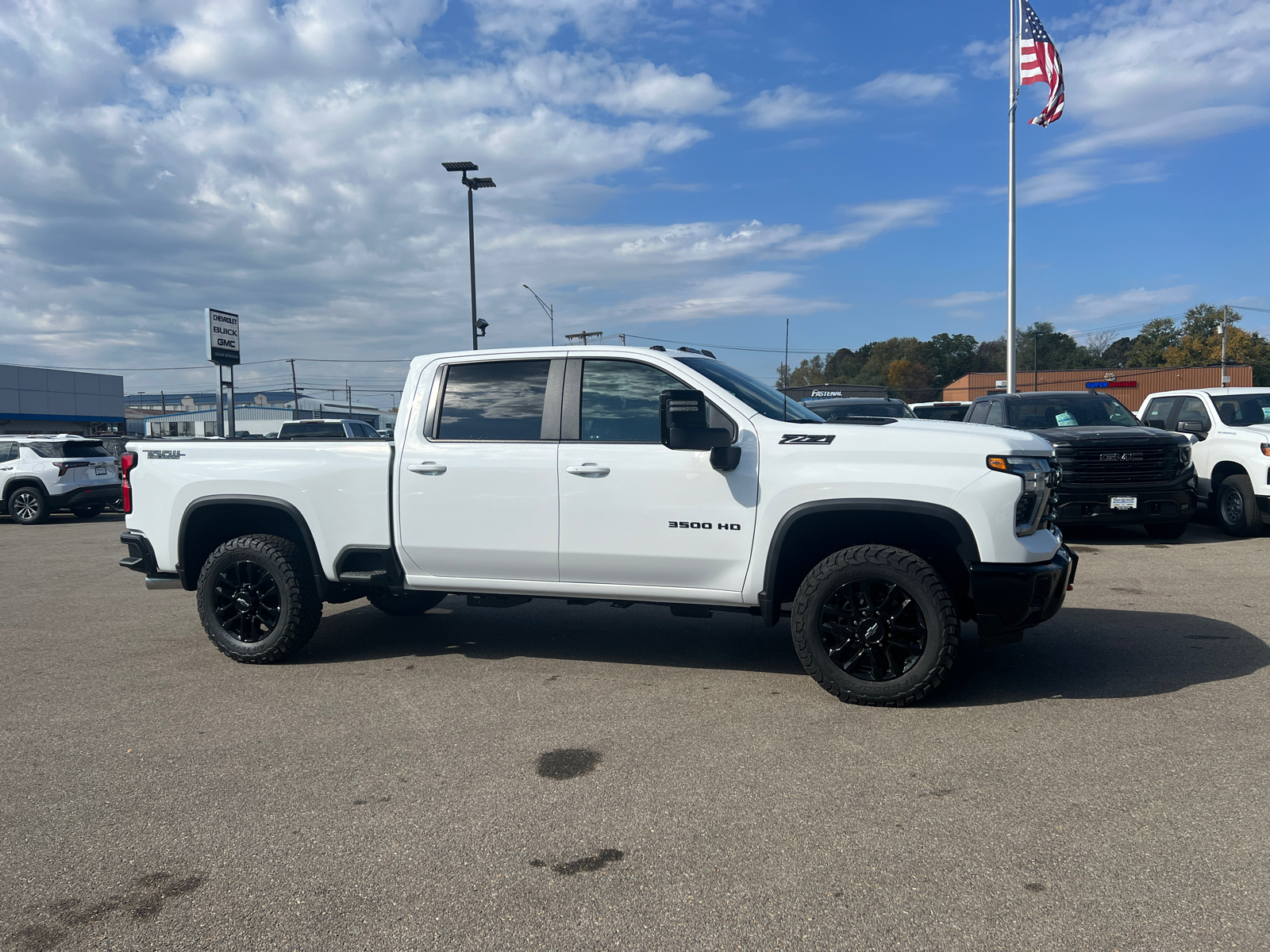 2025 Chevrolet Silverado 3500HD LT 3