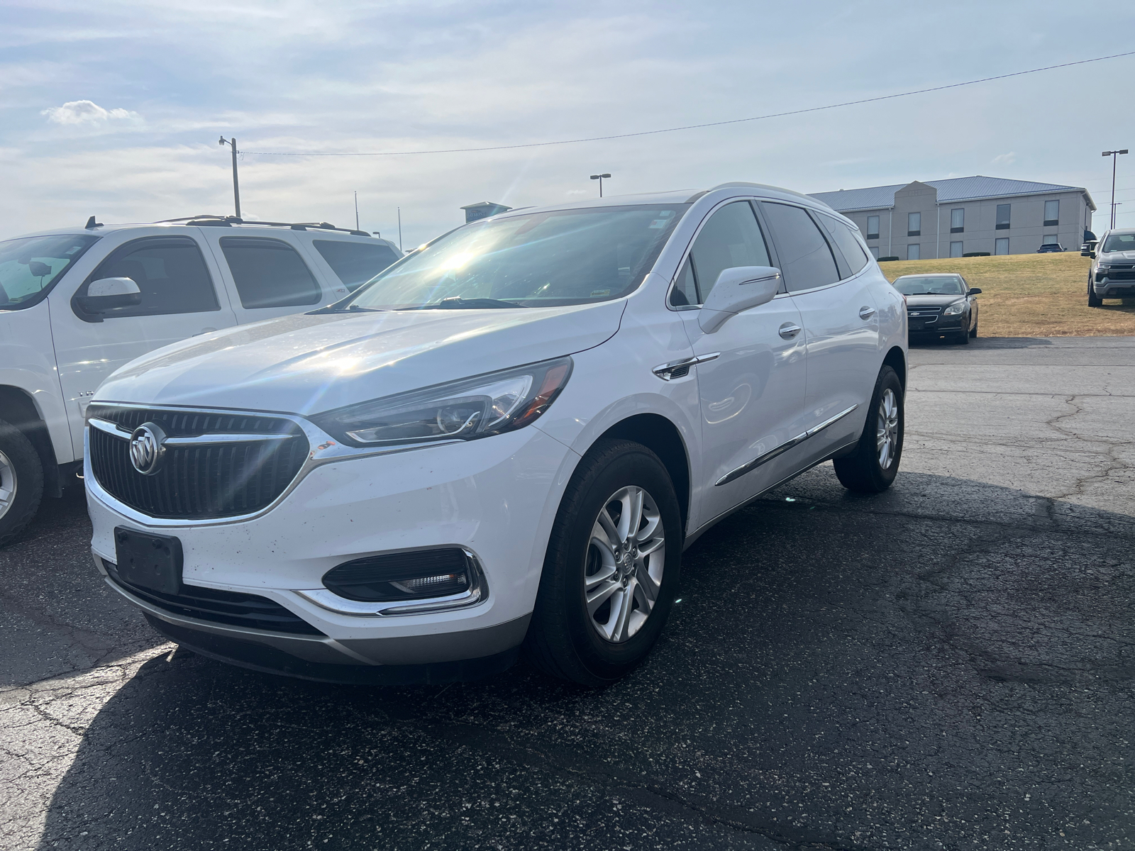 2020 Buick Enclave Essence 3