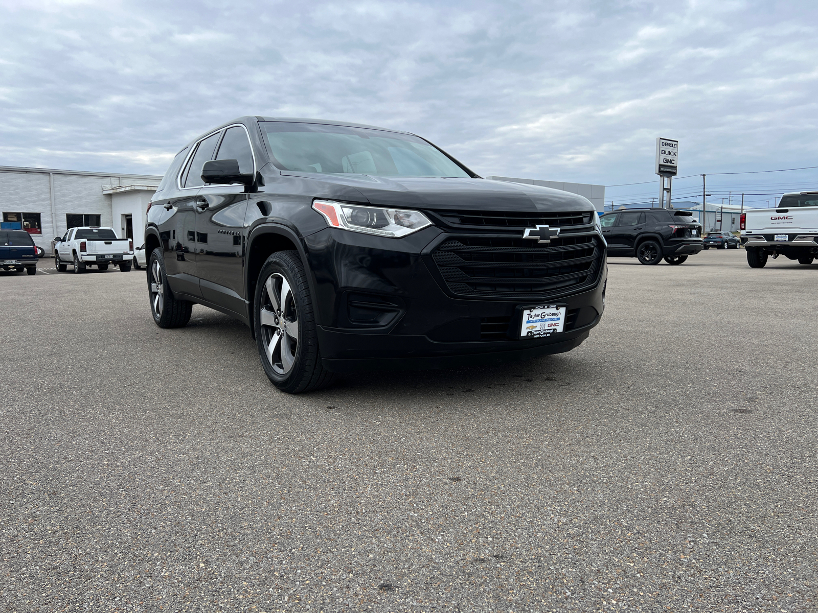 2019 Chevrolet Traverse LS 7