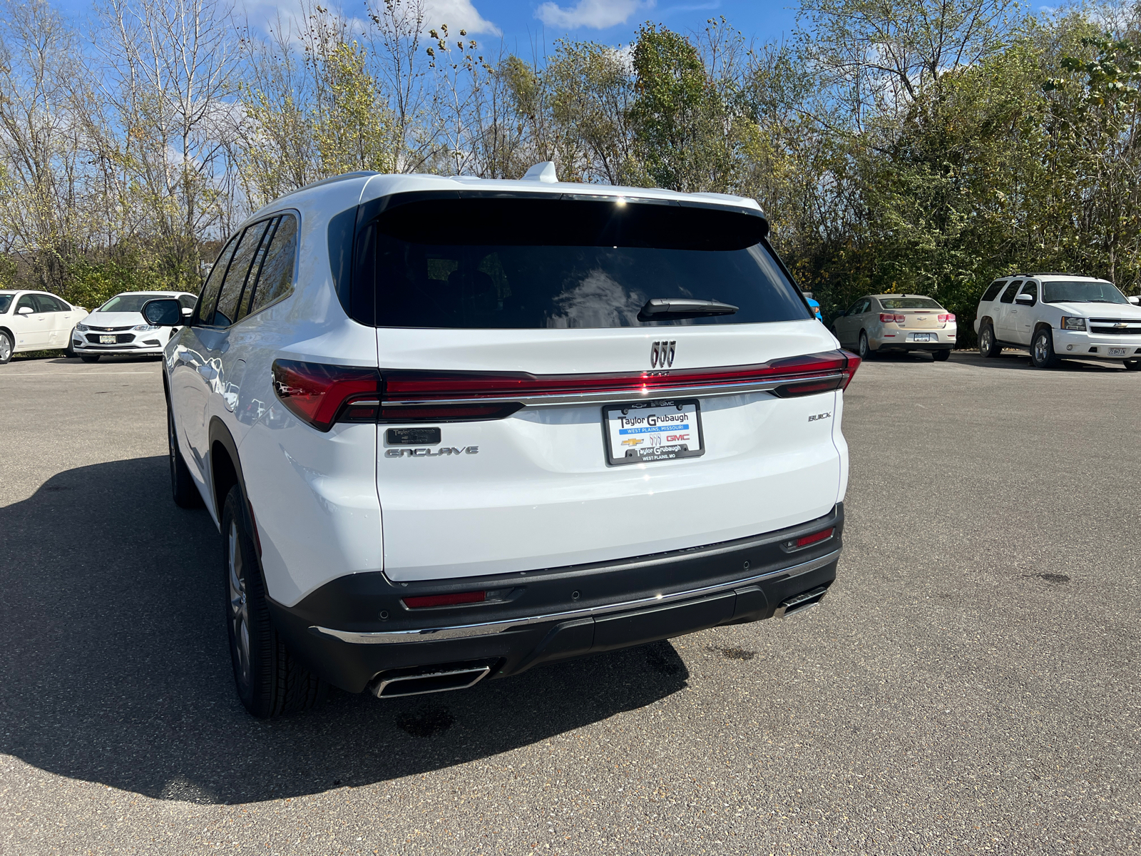 2025 Buick Enclave Preferred 10