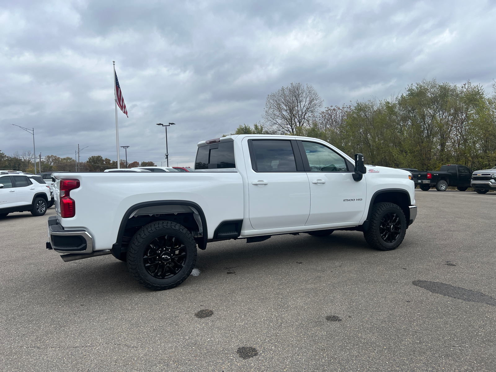 2025 Chevrolet Silverado 2500HD LT 13