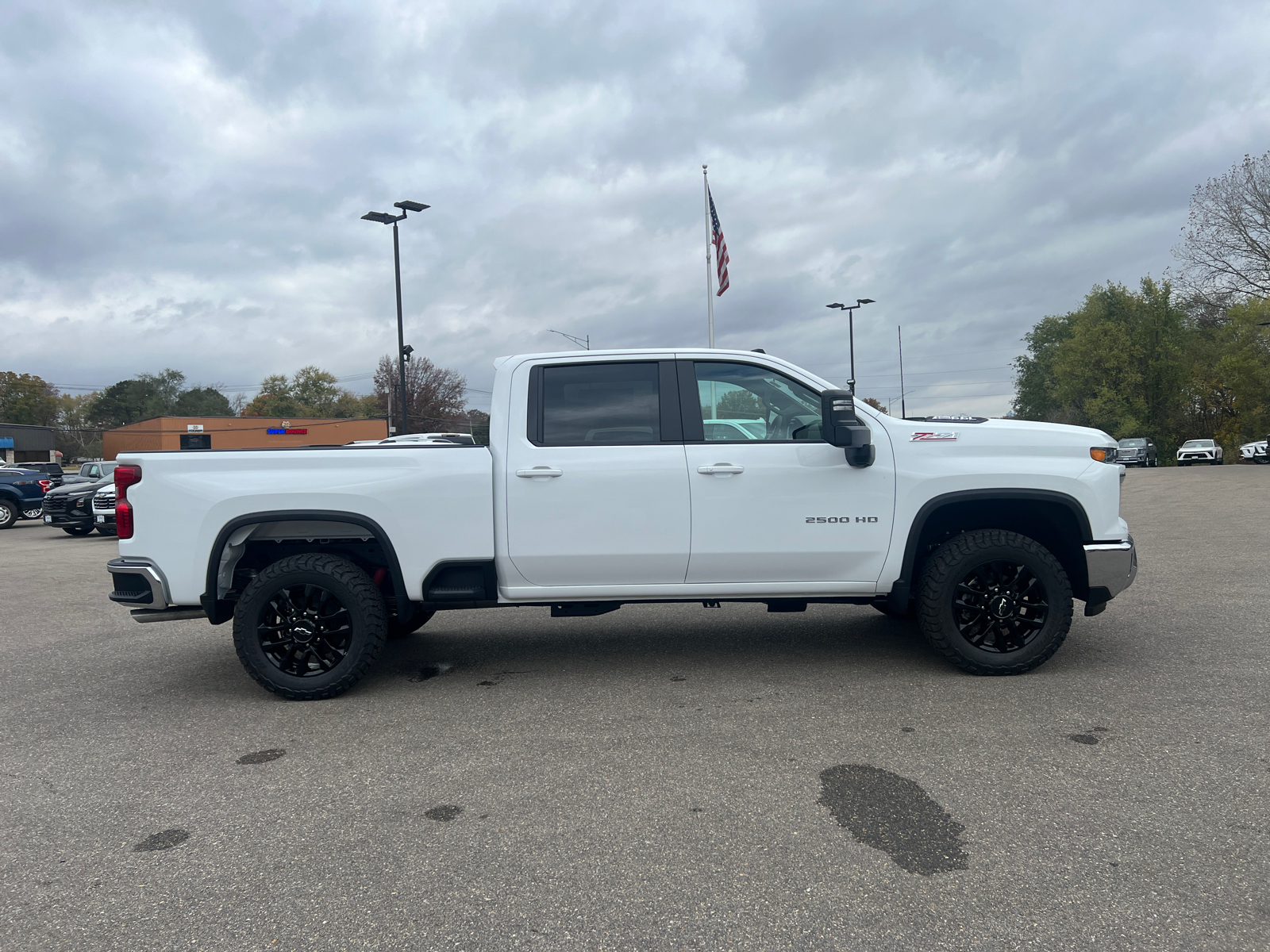 2025 Chevrolet Silverado 2500HD LT 14