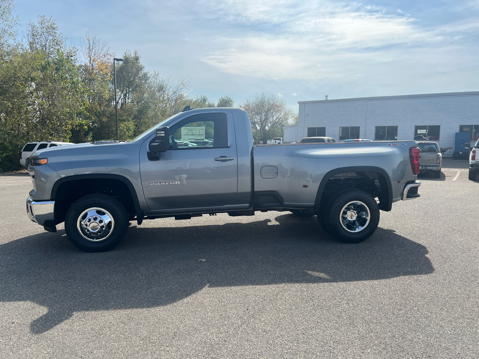 2025 Chevrolet Silverado 3500HD LT 8