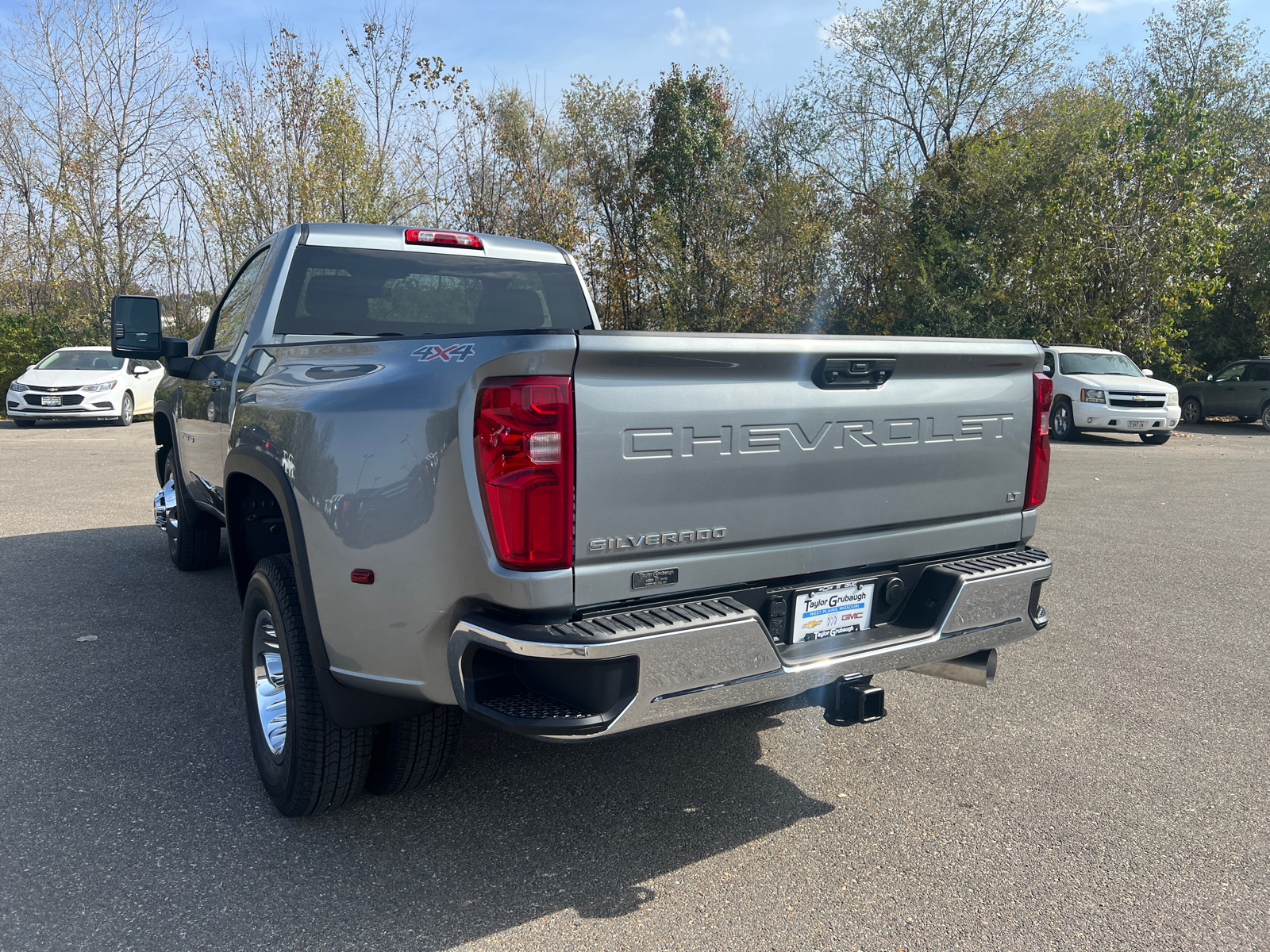 2025 Chevrolet Silverado 3500HD LT 10