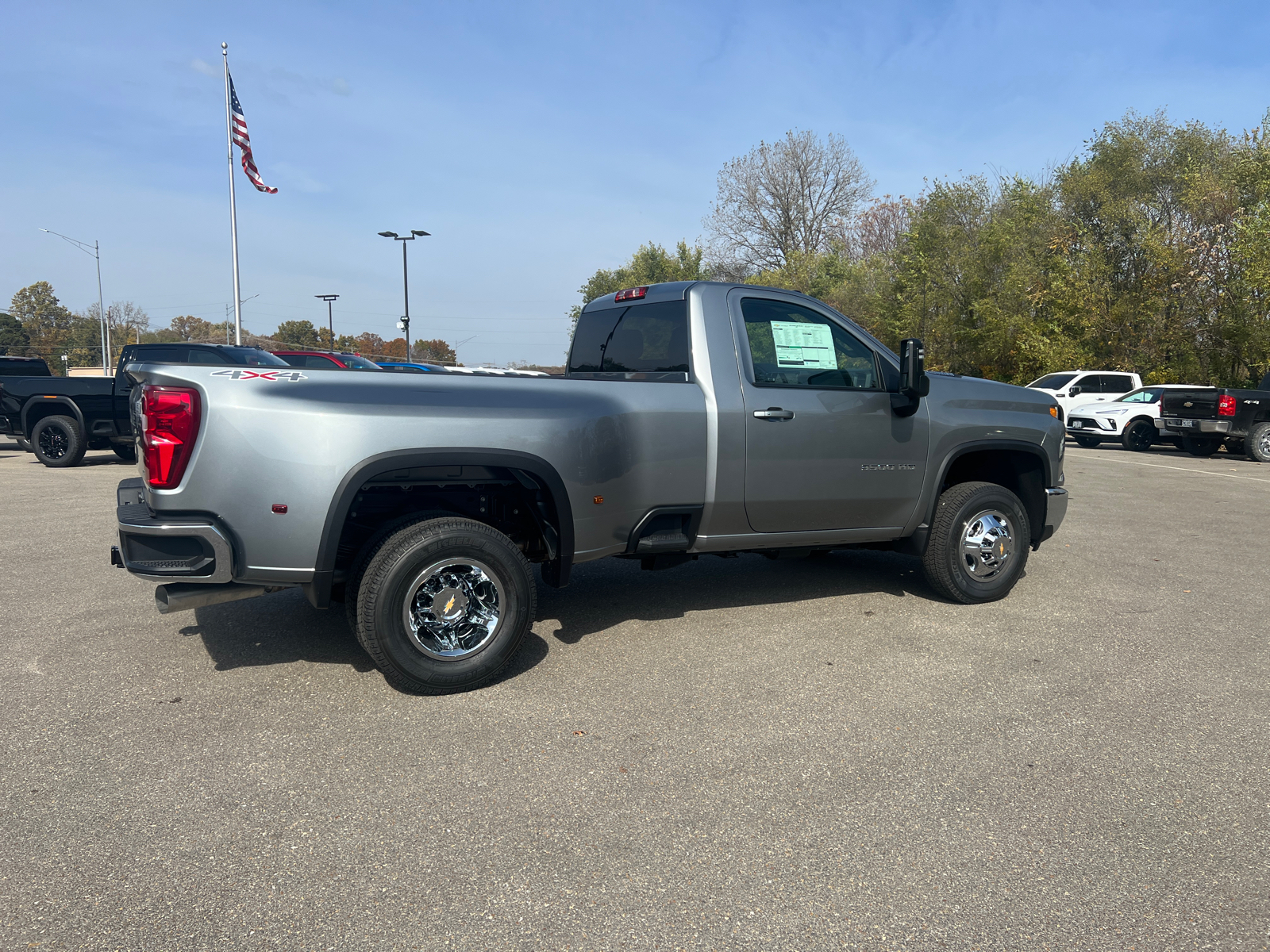 2025 Chevrolet Silverado 3500HD LT 13