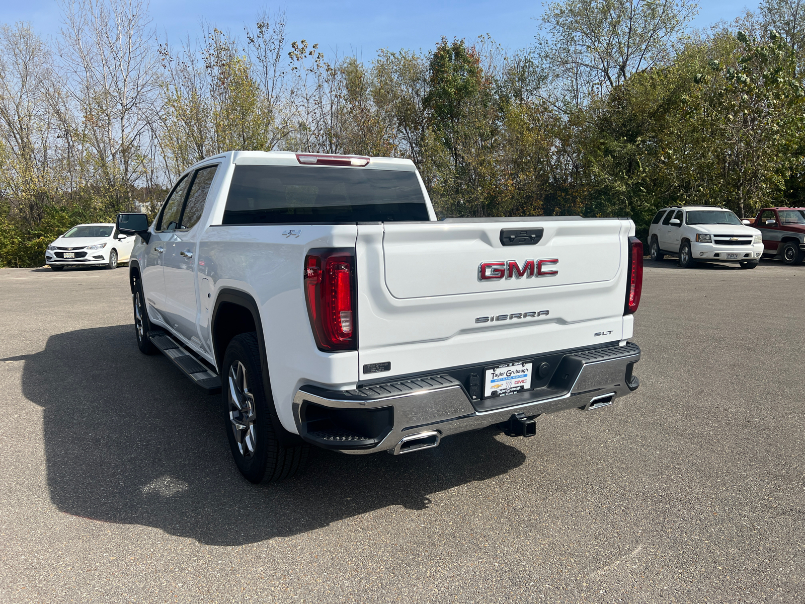 2025 GMC Sierra 1500 SLT 10