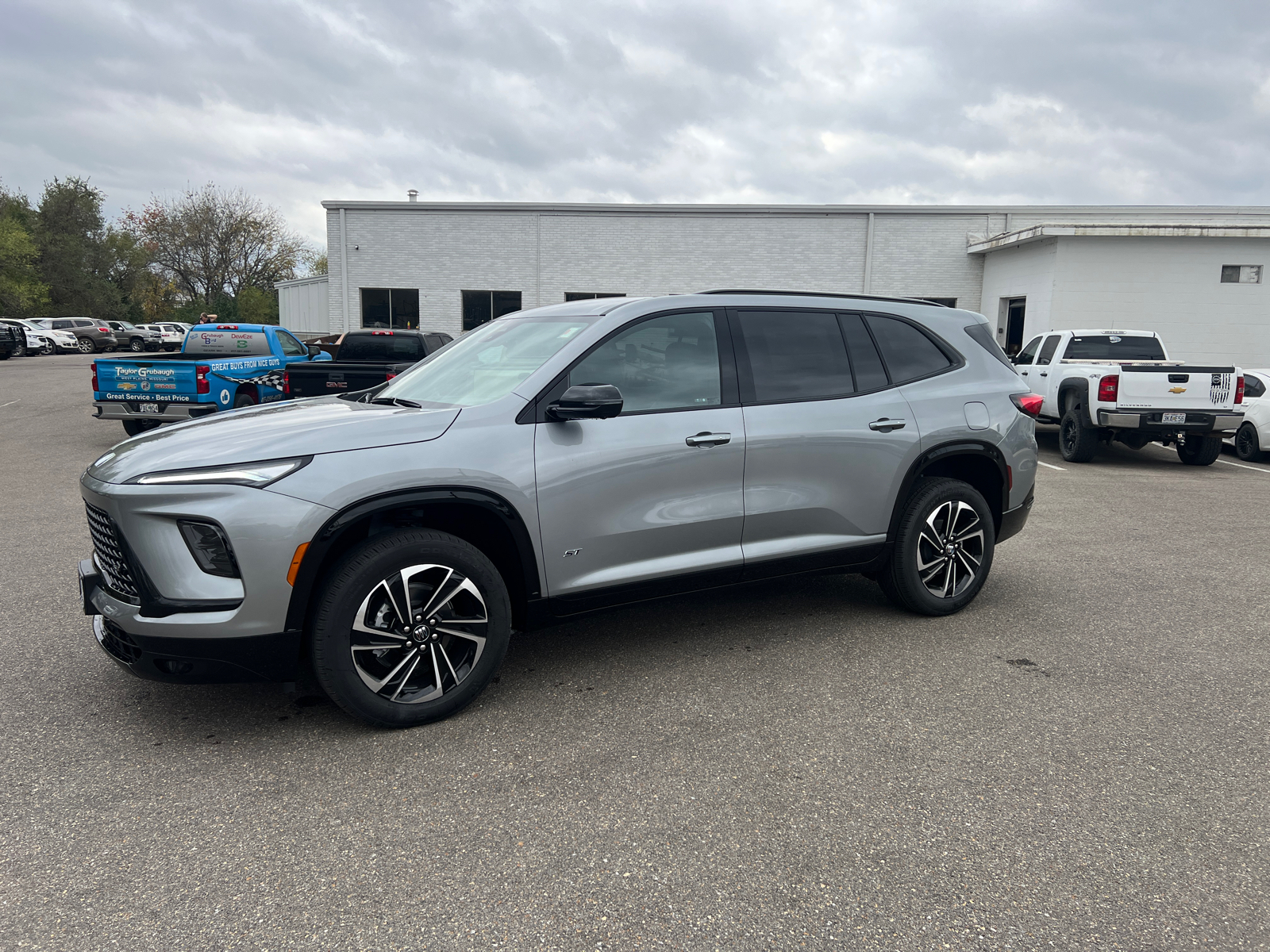 2025 Buick Enclave Sport Touring 7