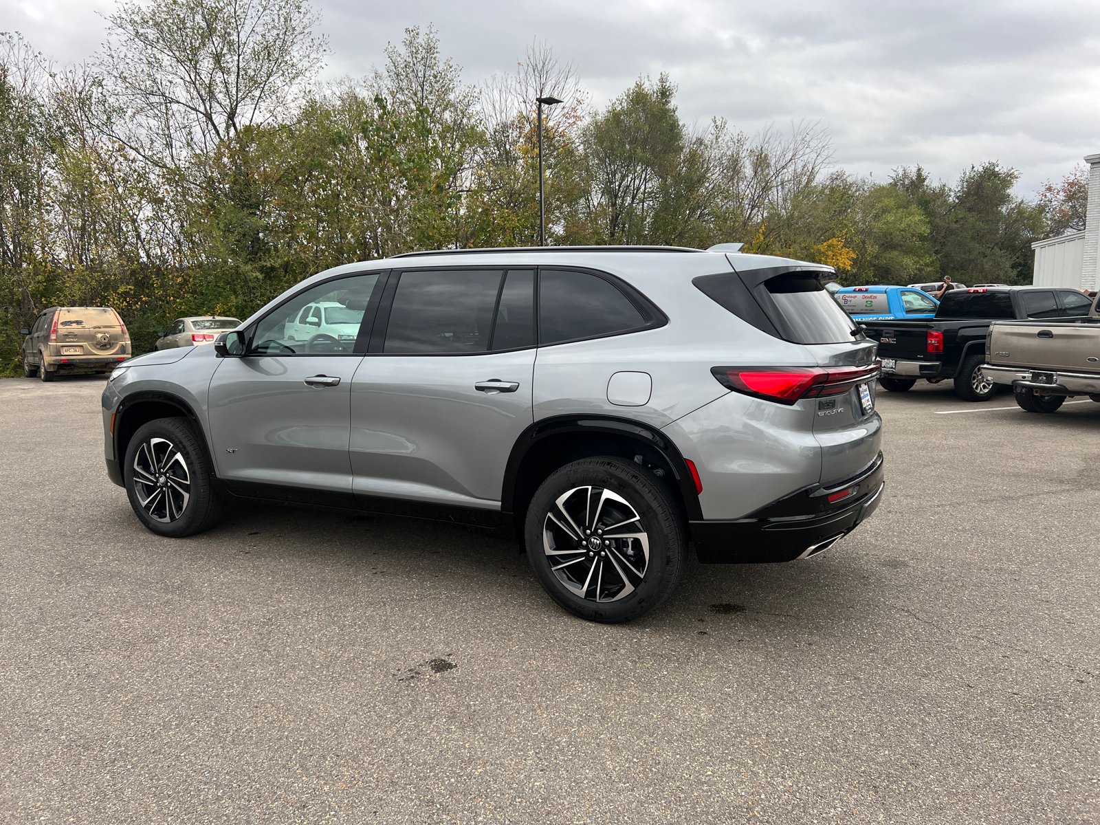 2025 Buick Enclave Sport Touring 9